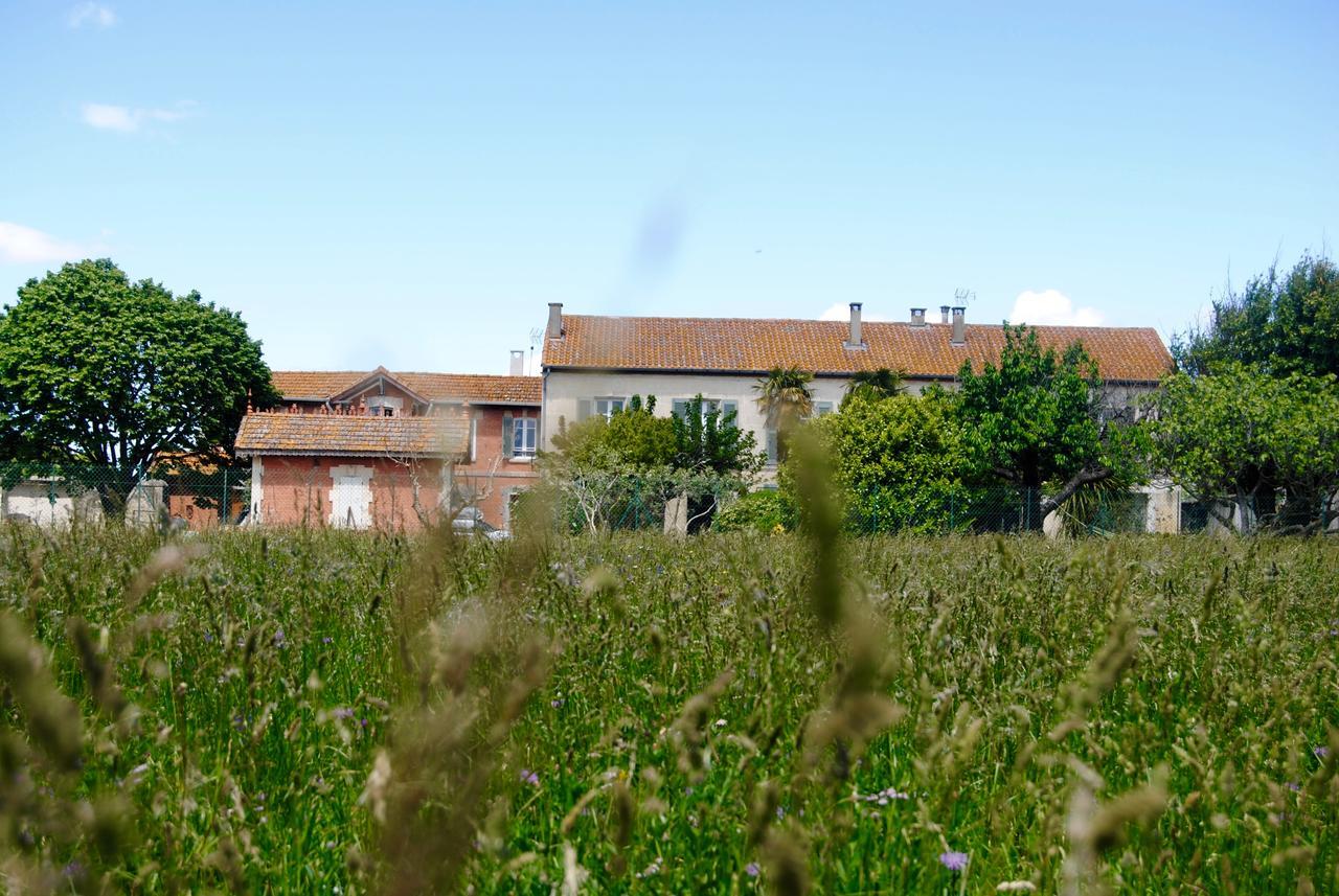Le Mas Marguerite Arles Exterior photo