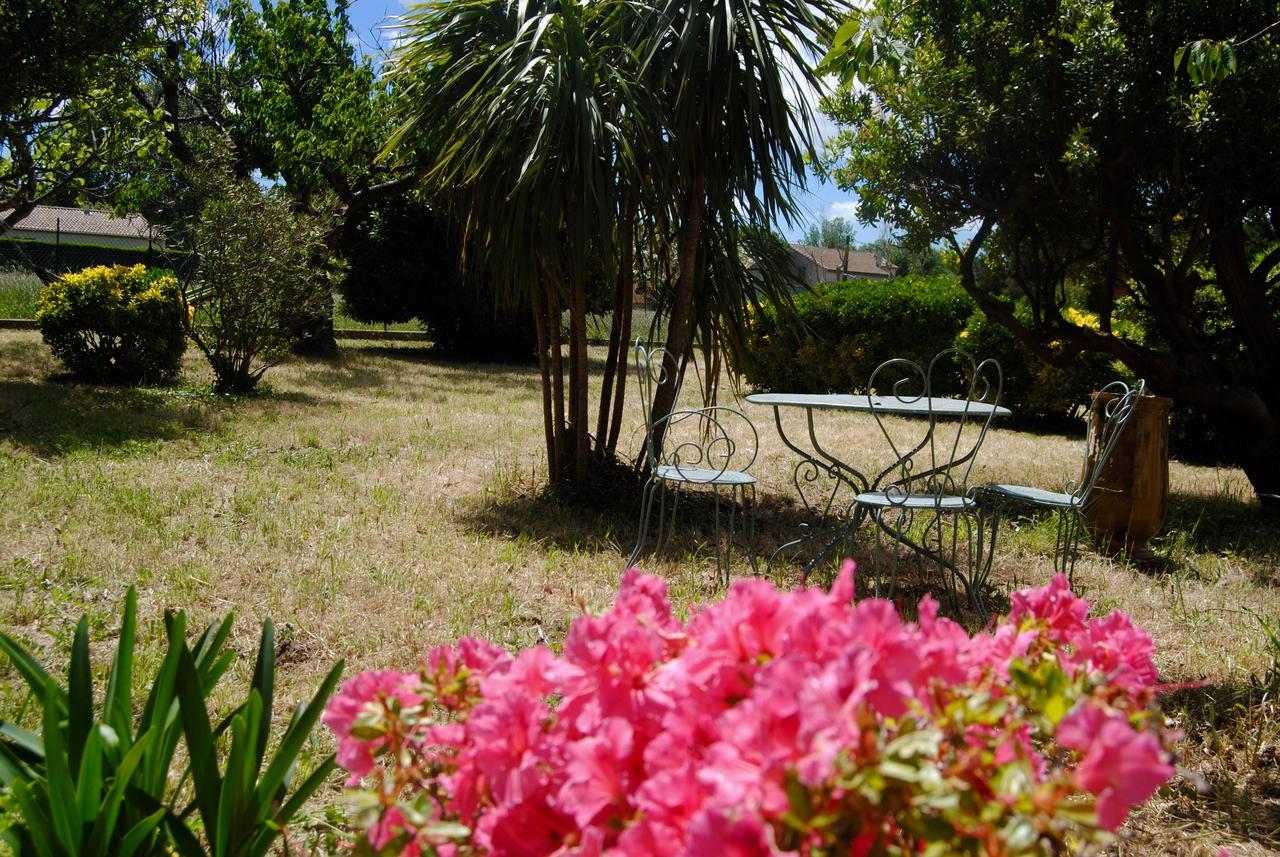 Le Mas Marguerite Arles Exterior photo